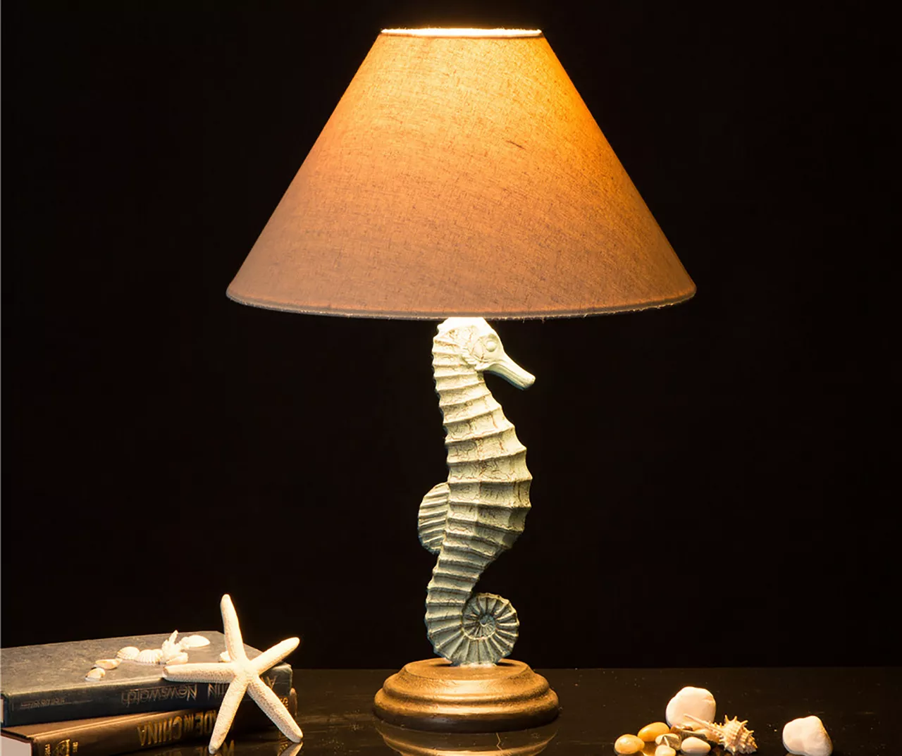 Brown & Blue Seahorse Table Lamp - Image 5