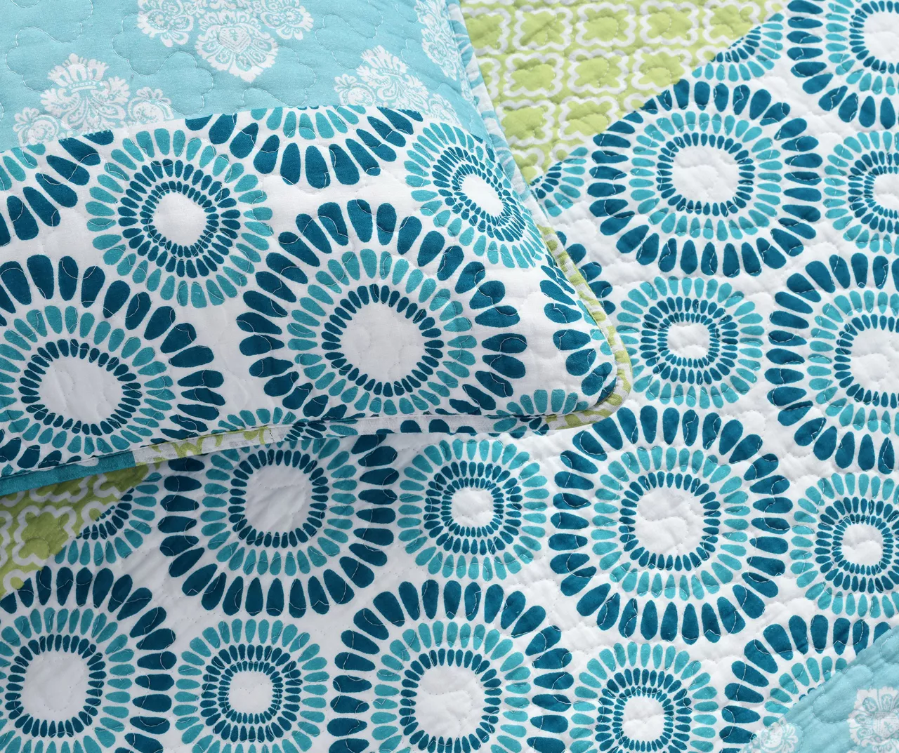 Bohemian Stripe Reversible 3-Piece Quilt Set - Image 10