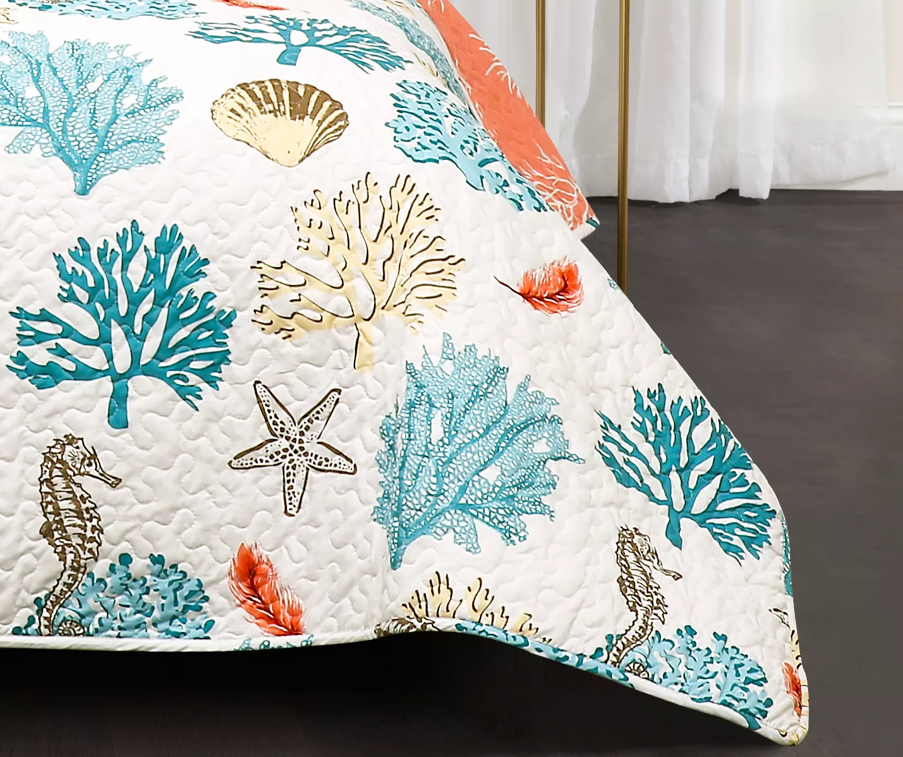 Coastal Reef Reversible Quilt Set - Image 5