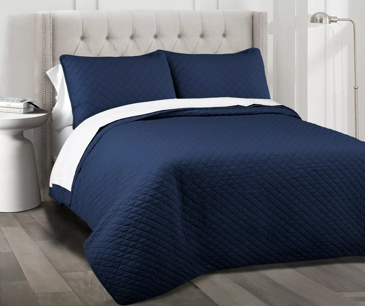 Ava Diamond-Quilted 3-Piece Quilt Set - Image 3