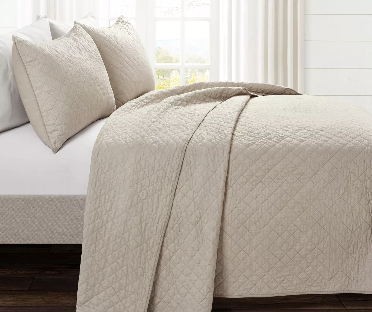 Ava Diamond-Quilted 3-Piece Quilt Set - Image 11