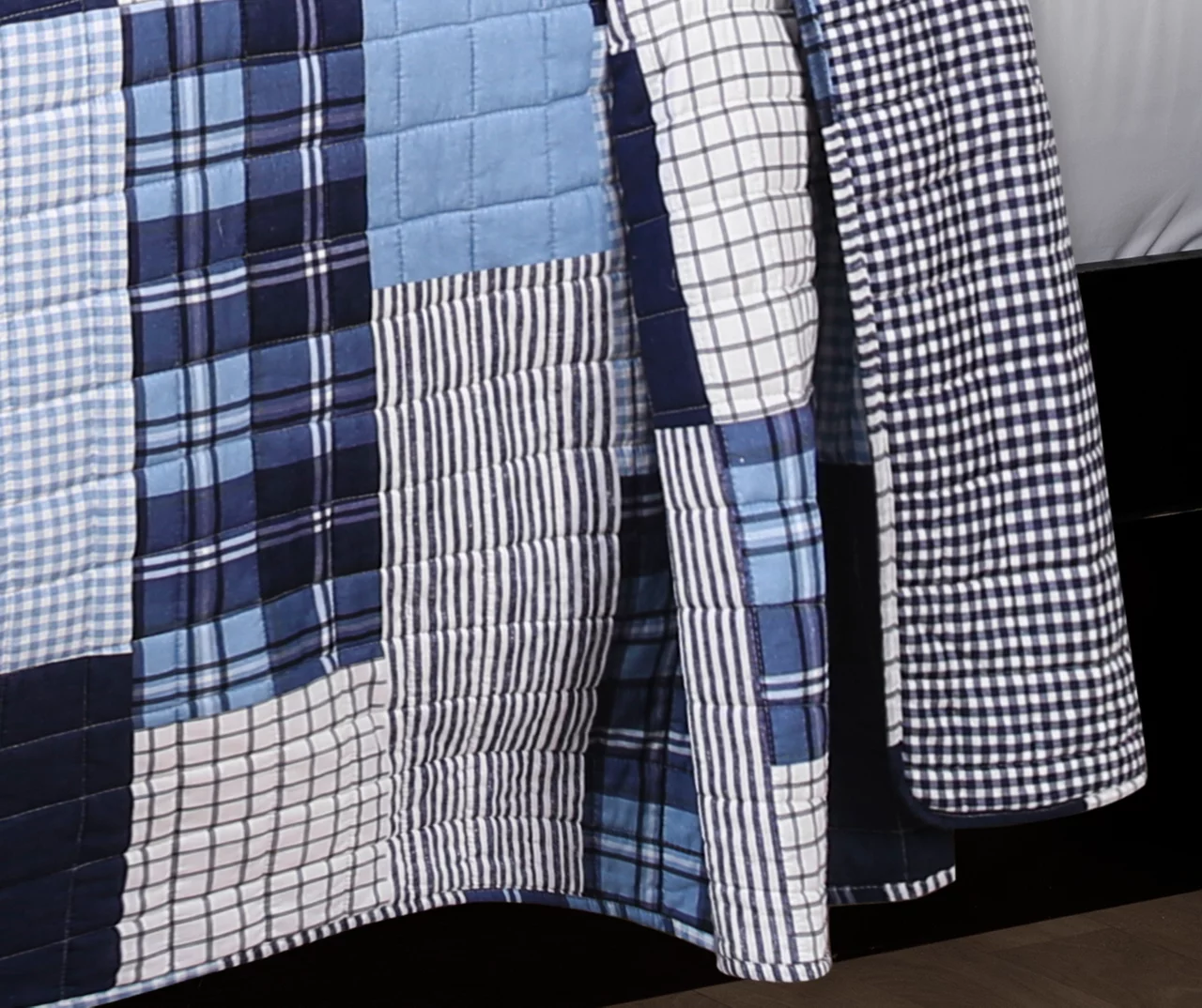 Greenville Plaid Patchwork Reversible 3-Piece Quilt Set - Image 4