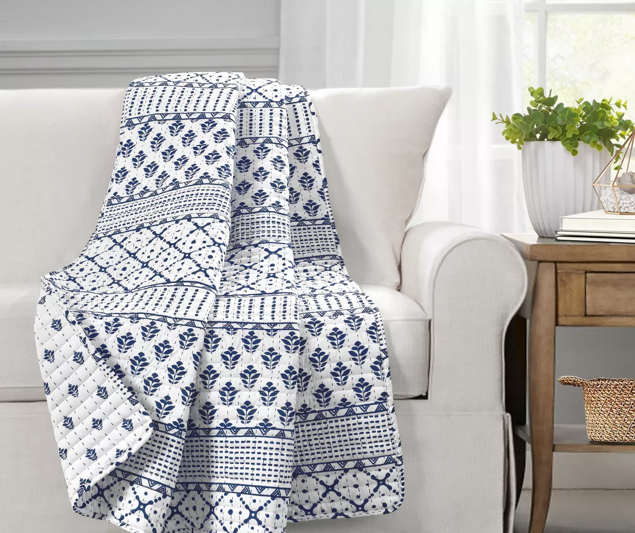 Monique White & Navy Pattern Patchwork Quilted Throw, (50" X 60")