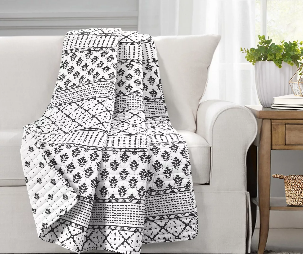 Monique White & Black Pattern Patchwork Quilted Throw, (50" X 60")