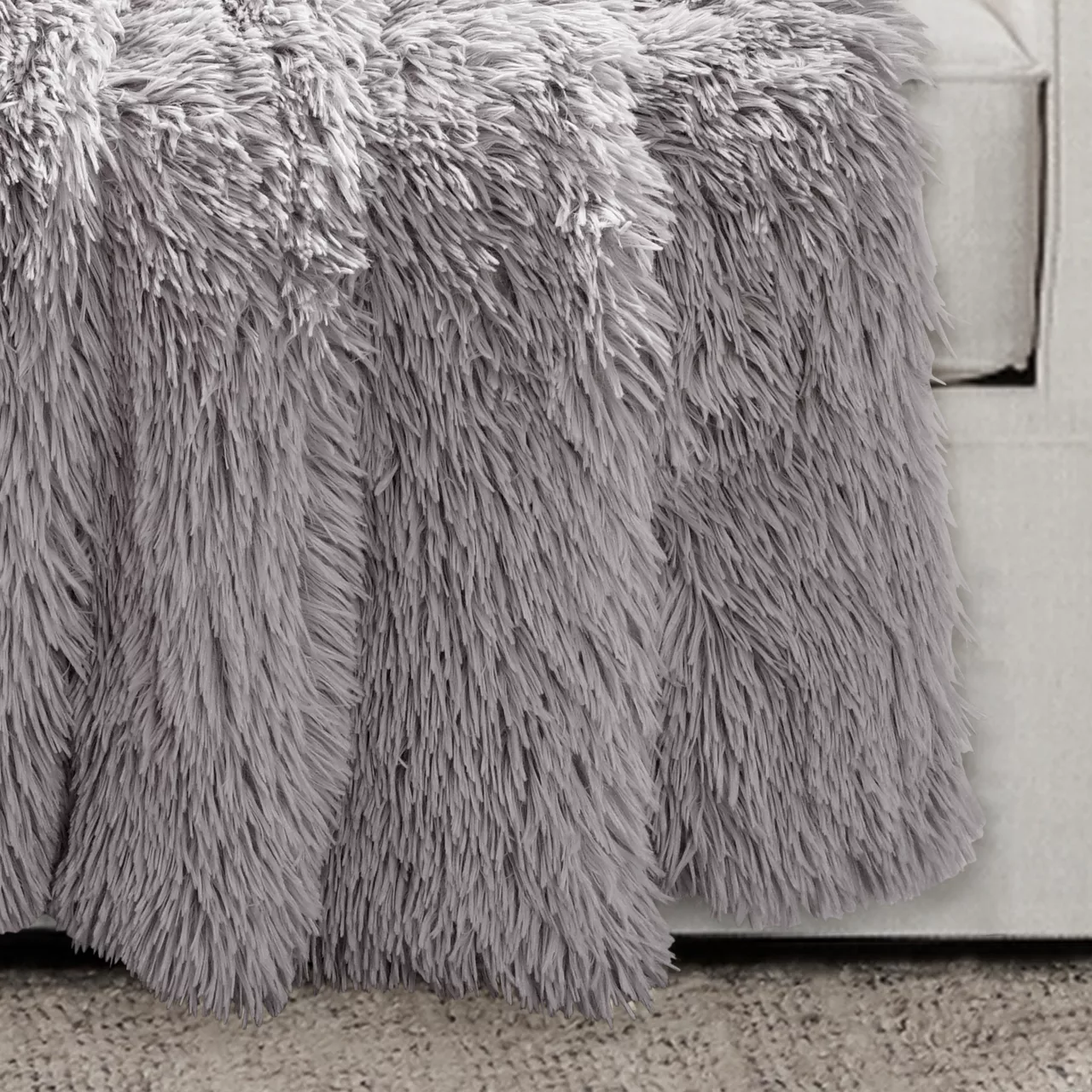 Emma Light Gray Faux Fur Throw, (50" X 60") - Image 3