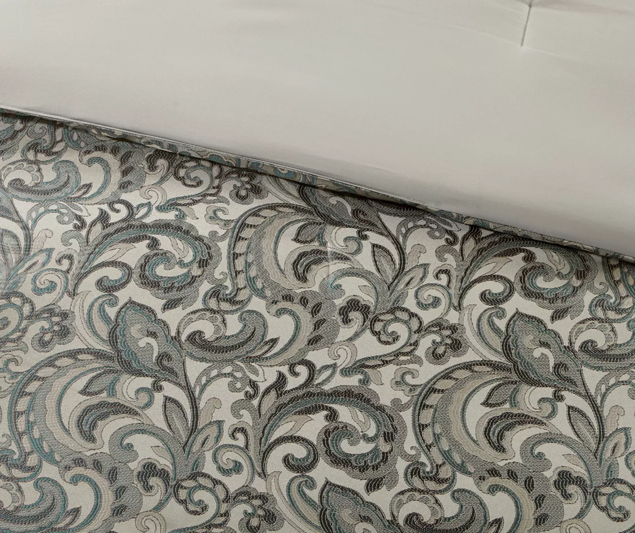 Isabella Paisley Room-in-a-Bag 24-Piece Bedroom Set - Image 2