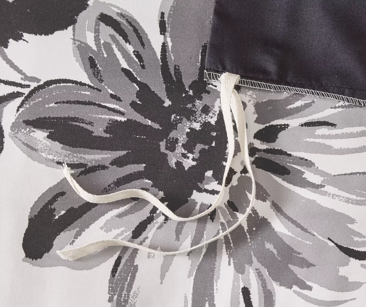 Hannah White & Black Floral Duvet Cover Set - Image 10