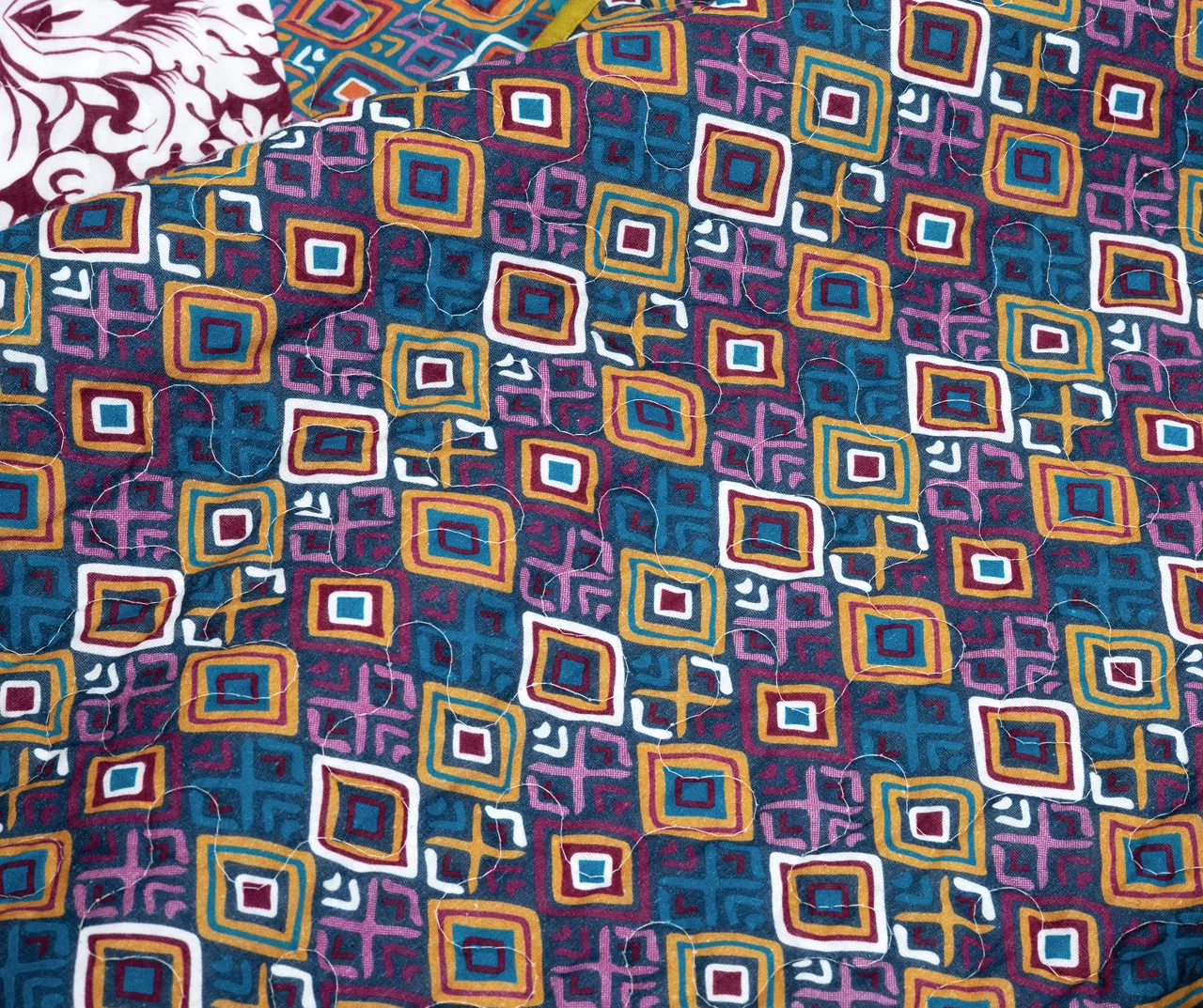 Plum & Yellow Bohemian Pattern Stripe Reversible Full/Queen 3-Piece Quilt Set - Image 4